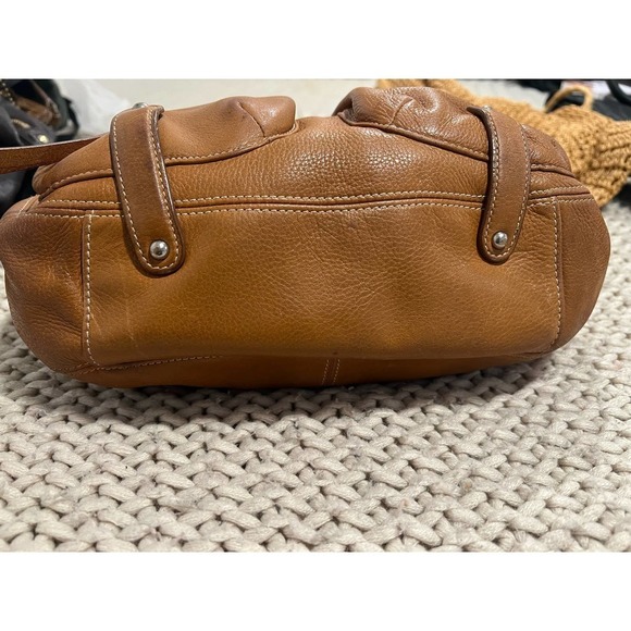 Women’s Vintage Tignanello Pebbled Leather bag Tan - Picture 8 of 11